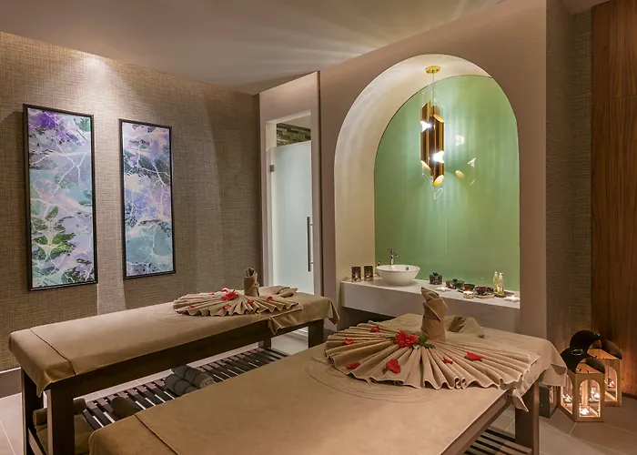 Elite World Grand Kuecuekyali 5*