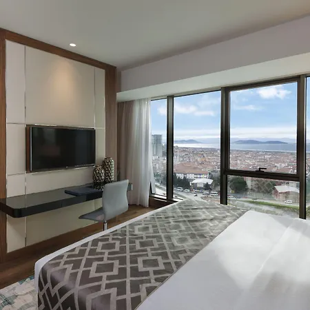 Elite World Grand Küçükyalı 5* Estambul