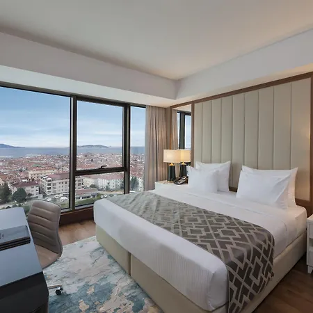 Elite World Grand Küçükyalı 5*
